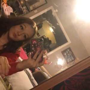 Meet your Posher, Paris